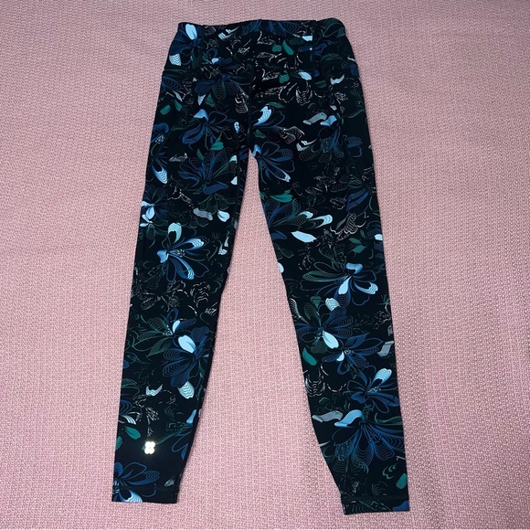 Sweaty Betty Power 7/8 Workout Leggings in Blue Arched Floral Print size 6 - Picture 4 of 7